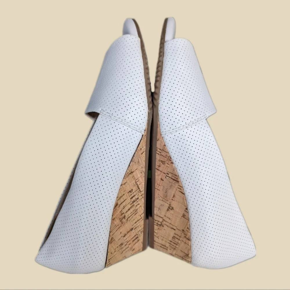 NEW Cork Wedge AEROSOLES Off-White Size 8 - Picture 2 of 7